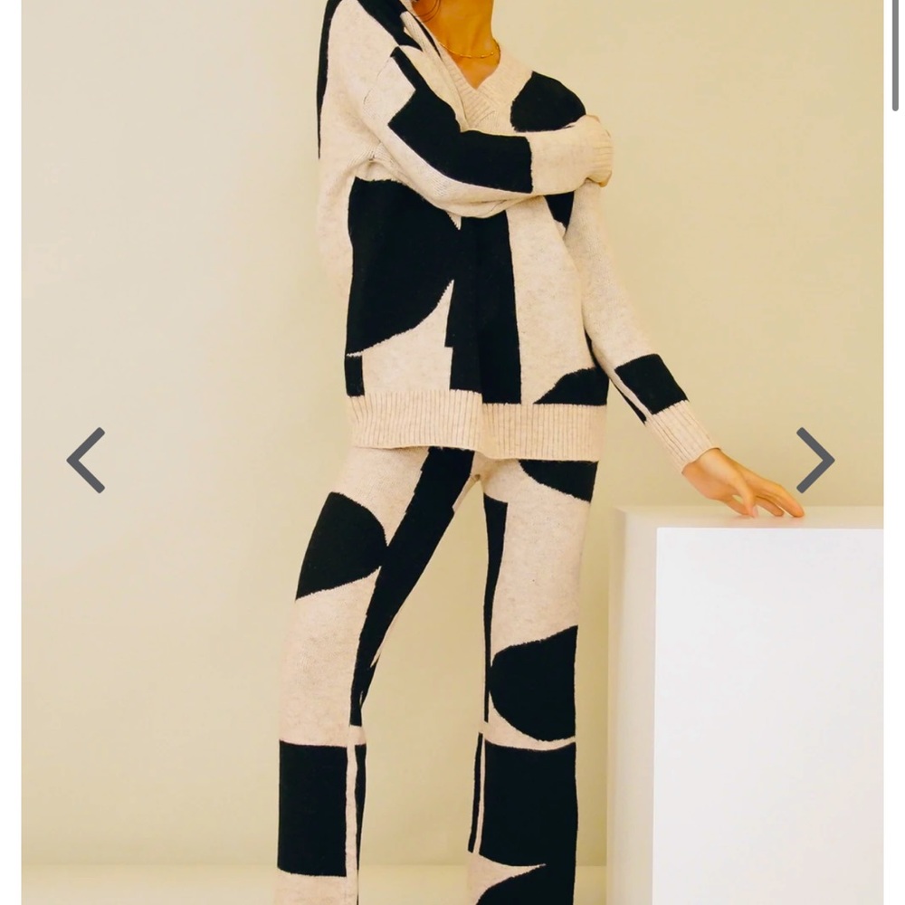 VRG GRL Night Drives Set- Worn Once